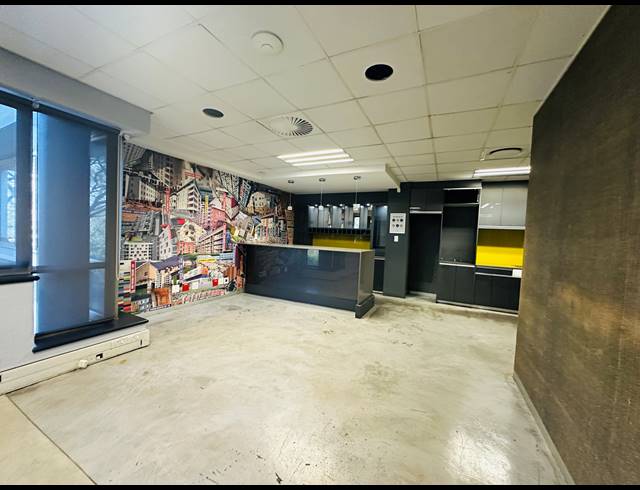 733.40M² OFFICE TO LET IN WOODMEAD